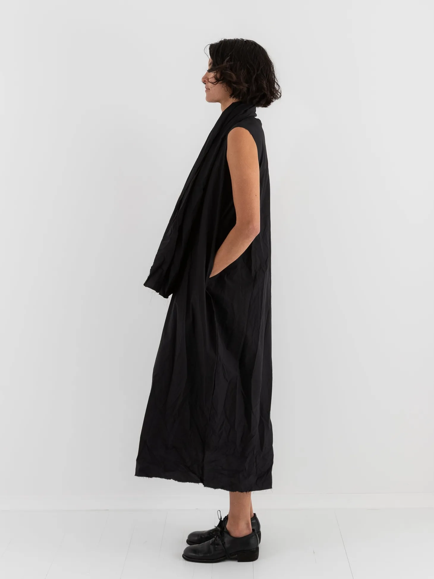 SCHA Long Sleeveless Dress