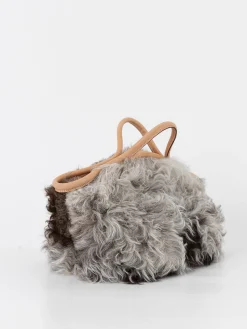 The Backward Vendor Cattle Basket, No. 1